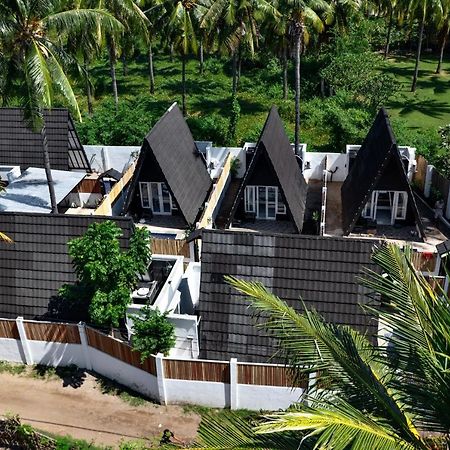 Sanctum Dive Bungalows With Private Pool 吉利特拉旺安 外观 照片