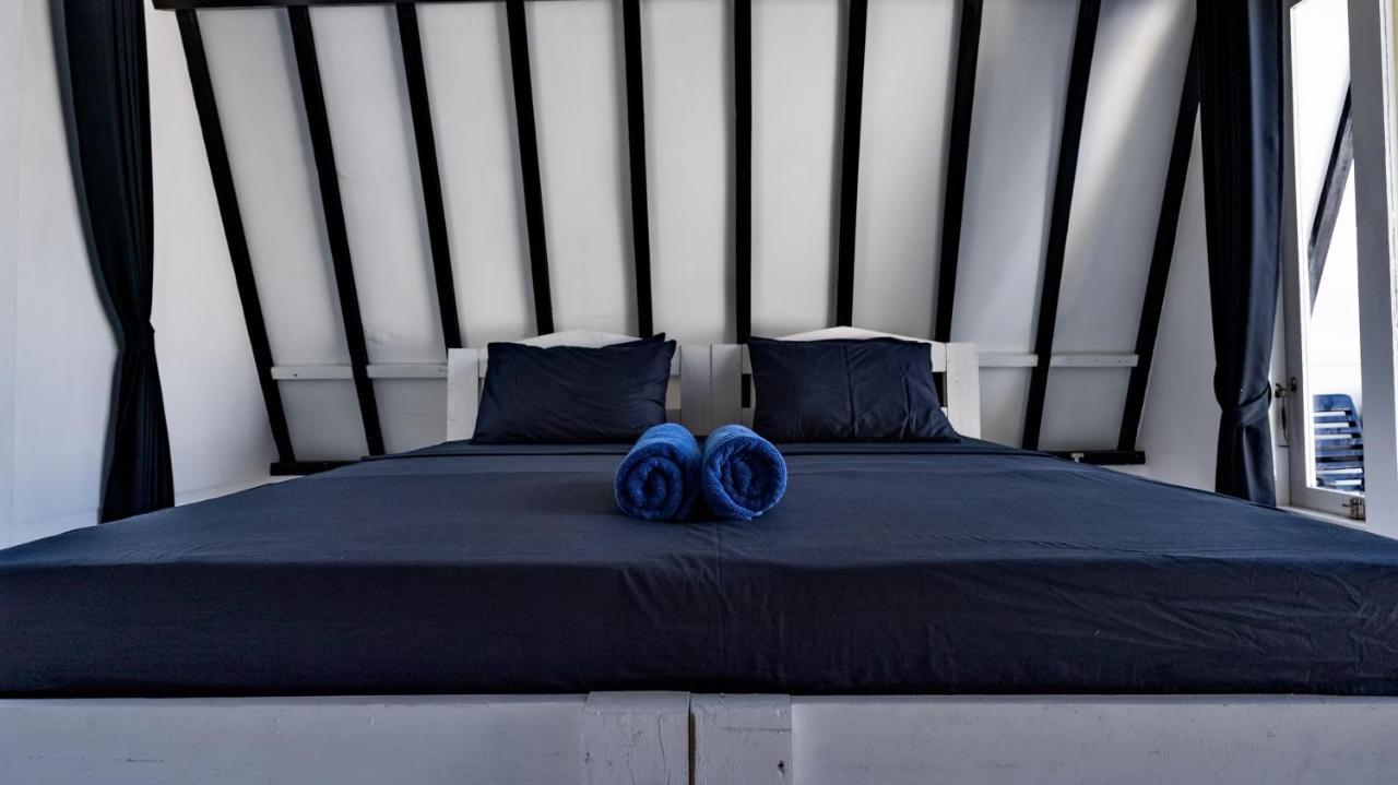 Sanctum Dive Bungalows With Private Pool 吉利特拉旺安 外观 照片