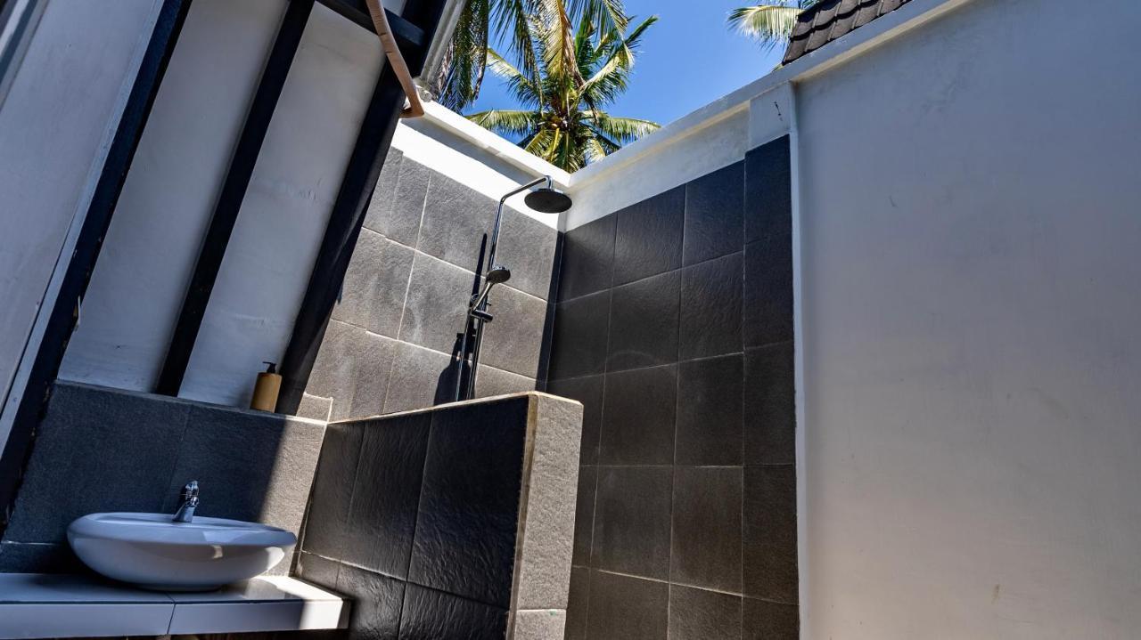 Sanctum Dive Bungalows With Private Pool 吉利特拉旺安 外观 照片