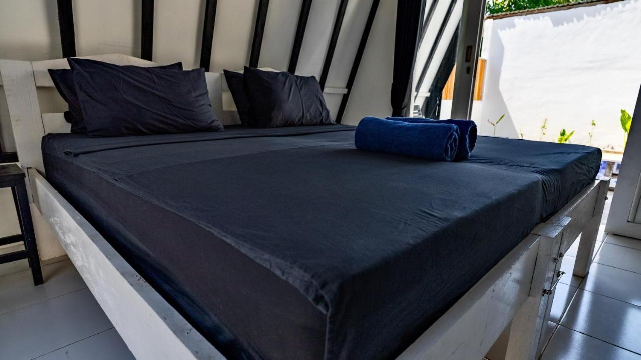 Sanctum Dive Bungalows With Private Pool 吉利特拉旺安 外观 照片